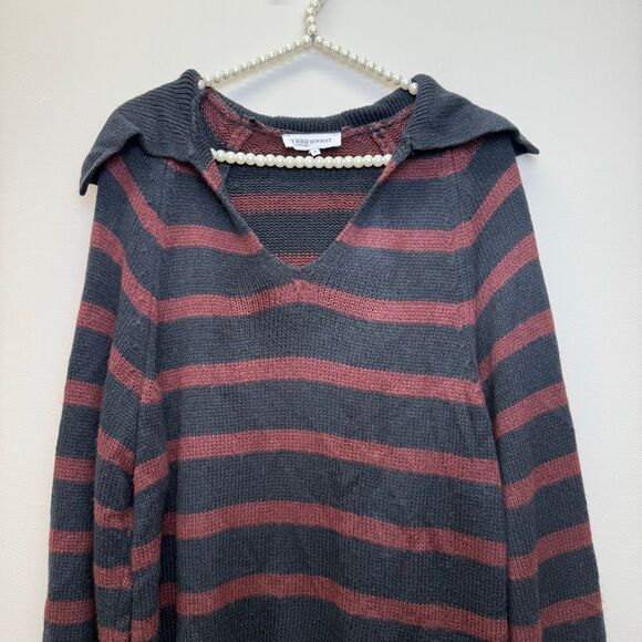 WEWOREWHAT Collarless V Neck Sweater🟠 - Picture 5 of 8